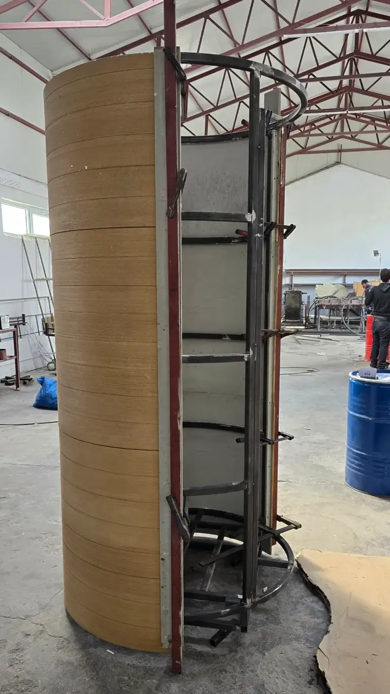 Outdoor Shower Columns